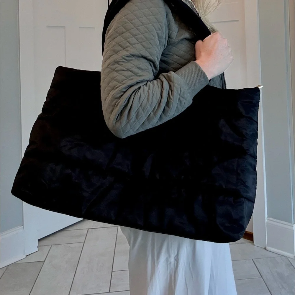 Black Quilted Tote Bag - Picture 5 of 5